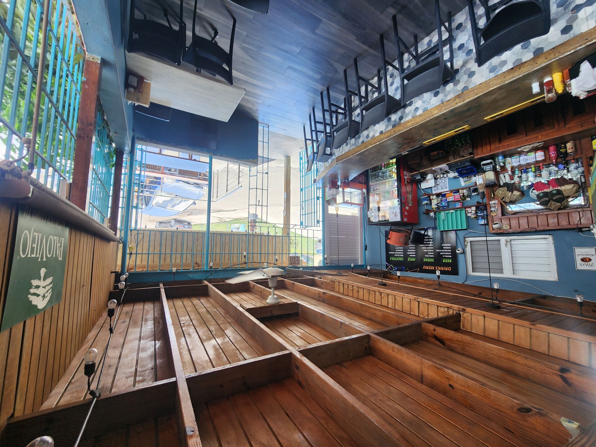 El Yate bar left side with patio view